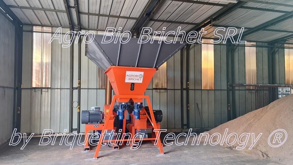 LINIE BRICHETARE DIN RUMEGUS FRANTA, SIGNY L'ABBAYE linie brichetare rumegus Franta, Signy-l'Abbaye