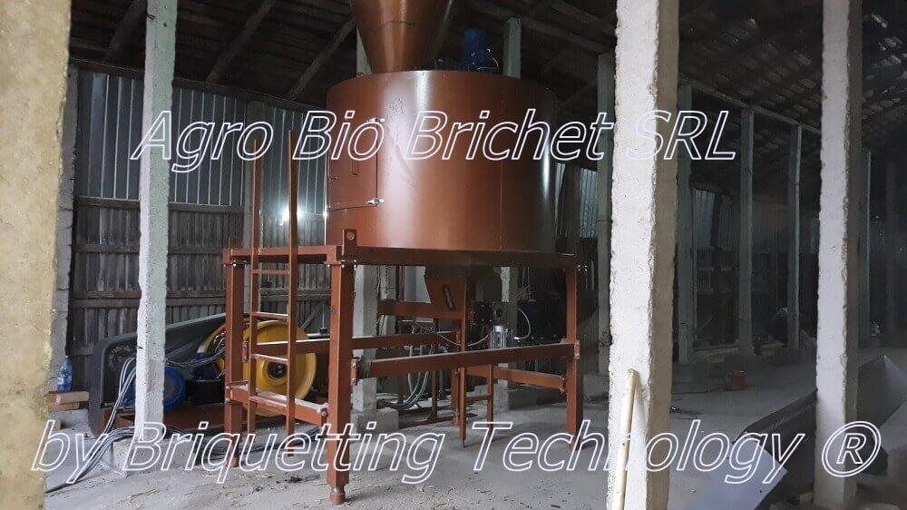 linie brichetat brichete falcoiu